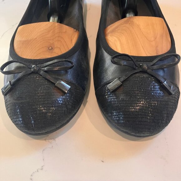 Vionic Spark Minna Slip-On Toe Cap Ballet Flat Shoe Sz 8.5 - Picture 4 of 11